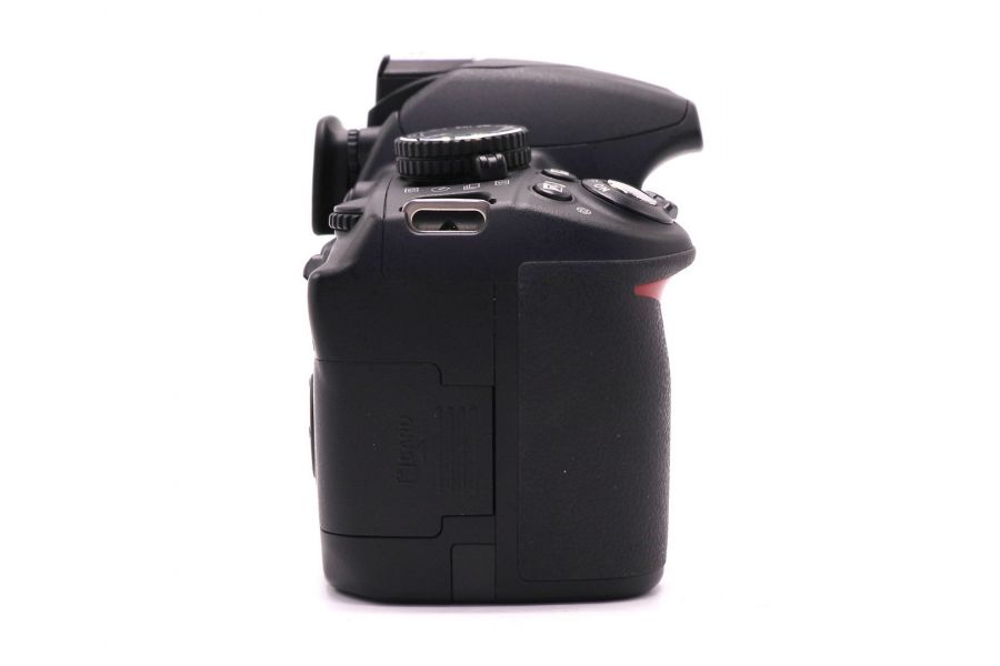 Камера Nikon D3100 body (пробег 3100 кадров)