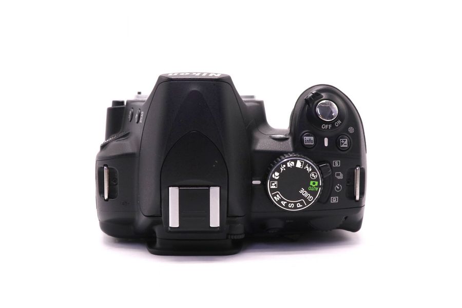 Камера Nikon D3100 body (пробег 3100 кадров)