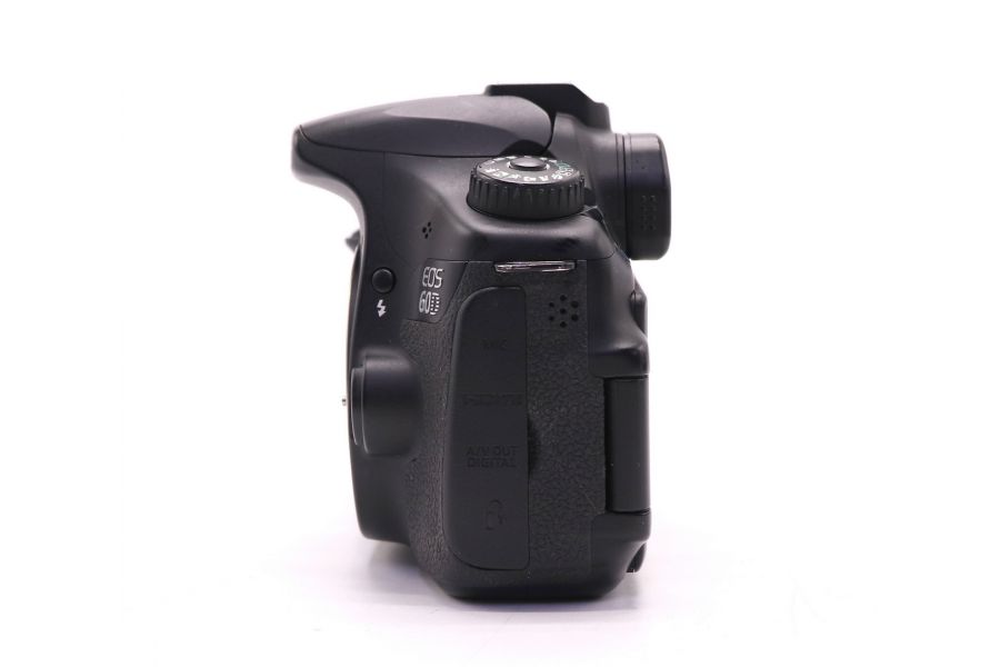 Canon EOS 60D body (пробег 42075 кадров)