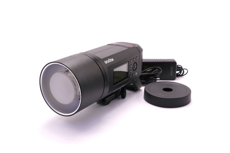 Осветитель Godox Witstro AD600PRO