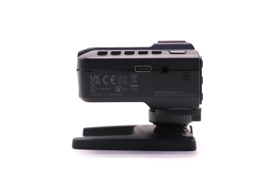 Радиосинхронизатор Godox X2T-C в упаковке