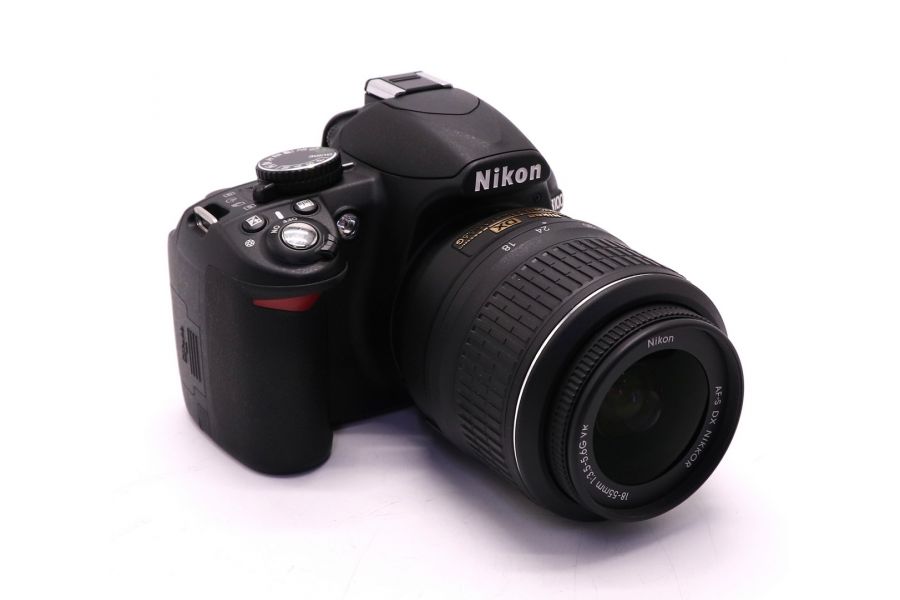 Камера Nikon D3100 kit (пробег 1225 кадров)