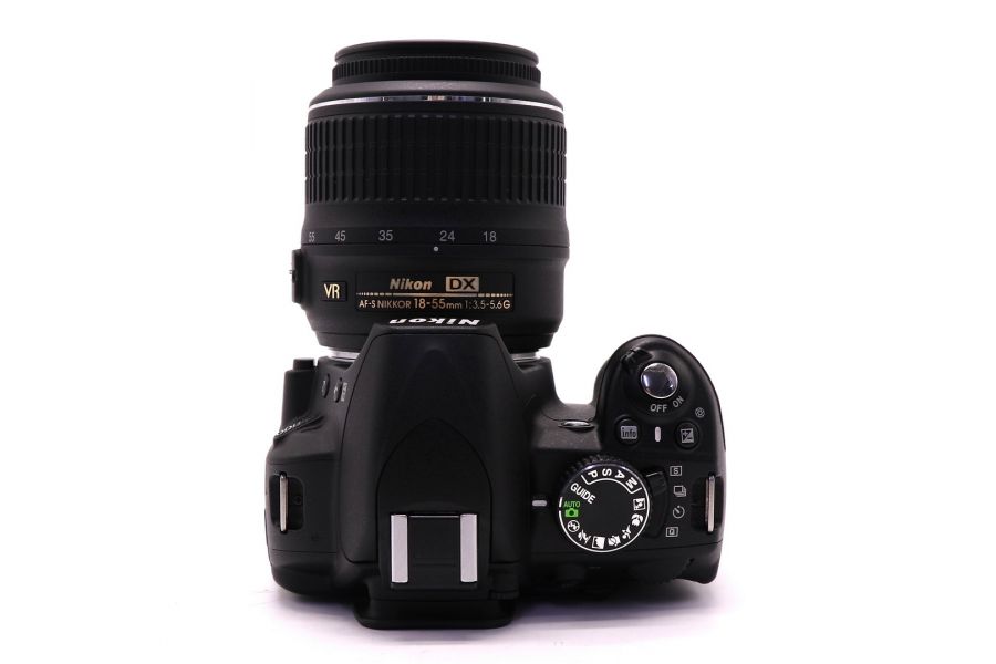 Камера Nikon D3100 kit (пробег 1225 кадров)
