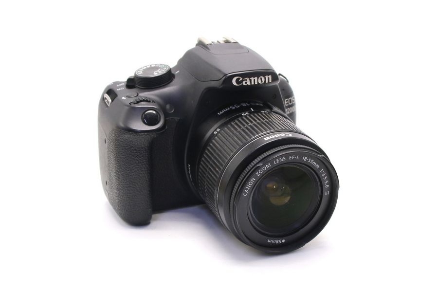 Canon EOS 1200D kit (пробег 30425 кадров)