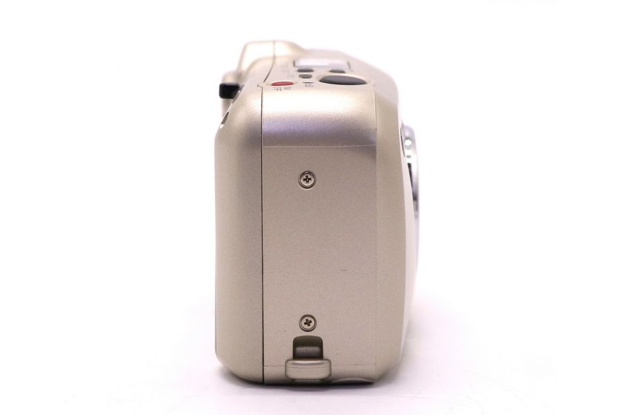 Камера Yashica Zoomate 105SE Quartz Date в упаковке