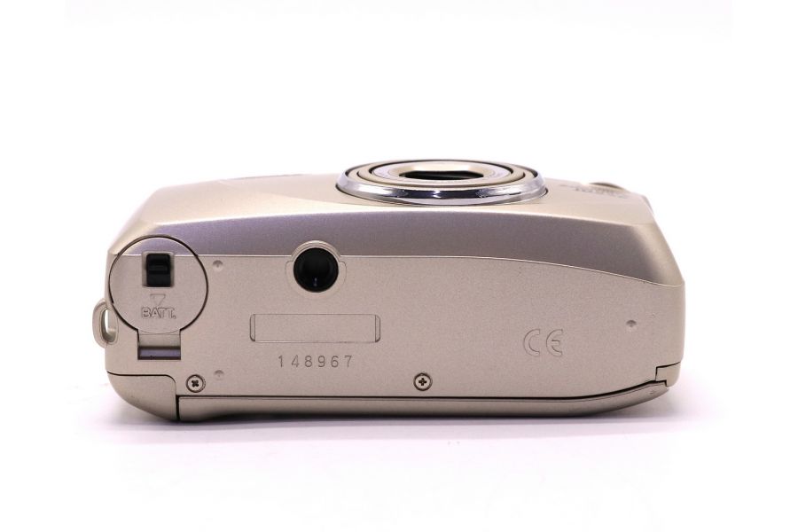 Камера Yashica Zoomate 105SE Quartz Date в упаковке