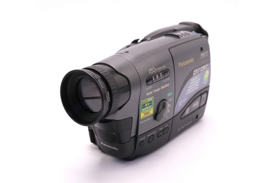 Аналоговая видеокамера Panasonic NV-RX77EN