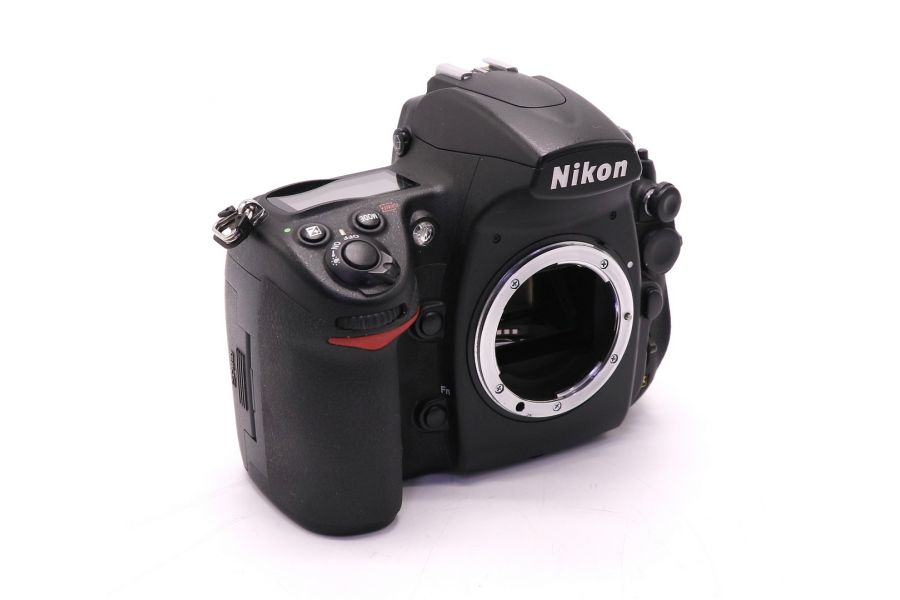 Nikon D700 body (пробег 129880 кадров)