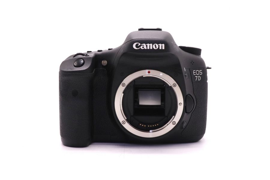 Canon EOS 7D body (пробег 1255 кадров)