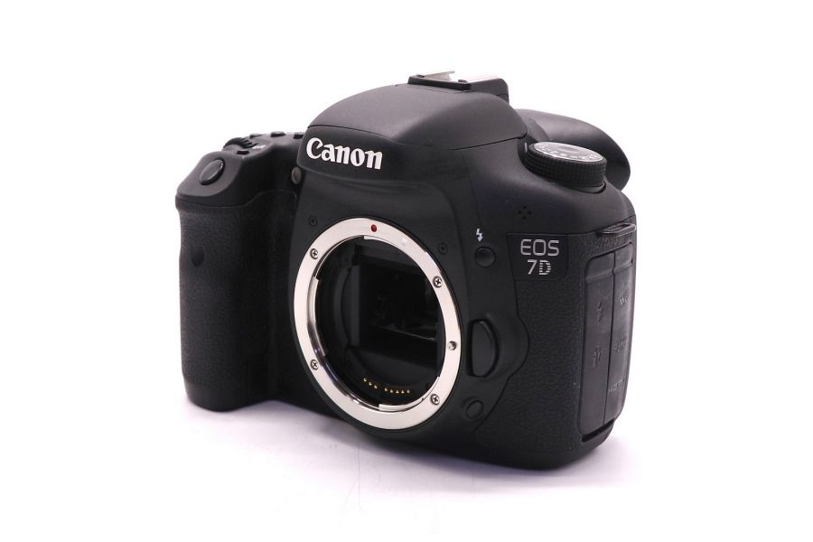 Canon EOS 7D body (пробег 1255 кадров)