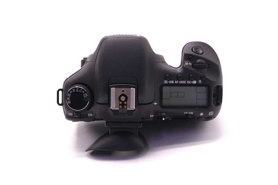 Canon EOS 7D body (пробег 1255 кадров)