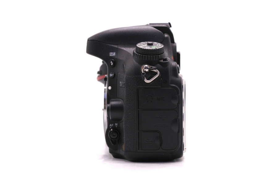 Nikon D610 body в упаковке (пробег 16515 кадров)