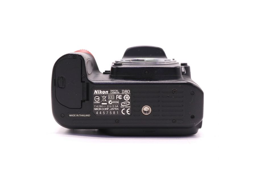 Nikon D80 body (пробег 36700 кадров)