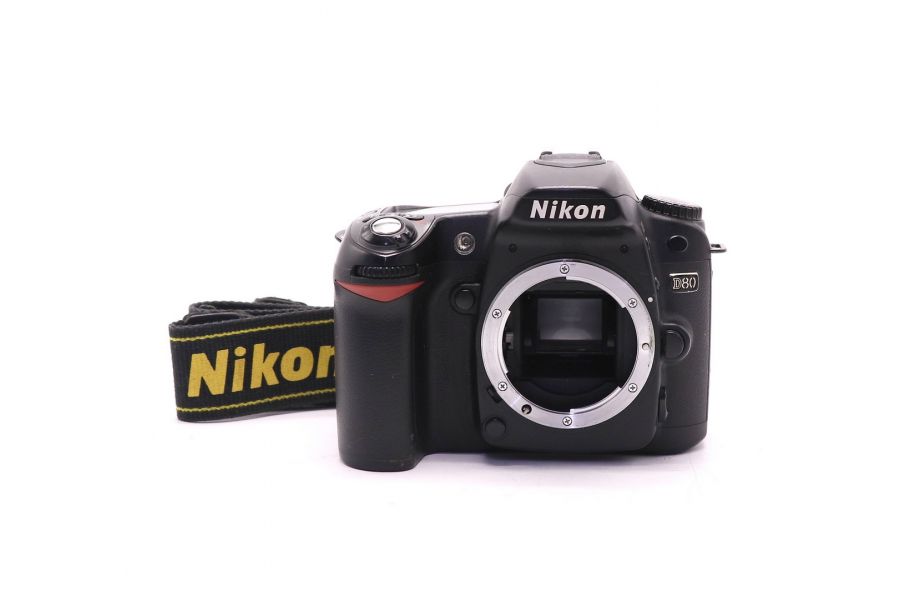 Nikon D80 body (пробег 36700 кадров)