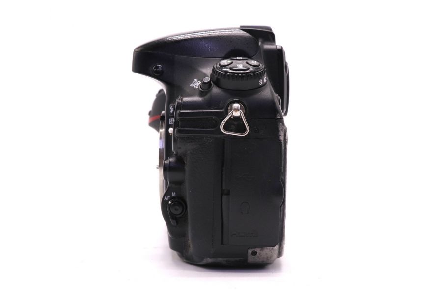 Nikon D800 body (пробег 467000 кадров)