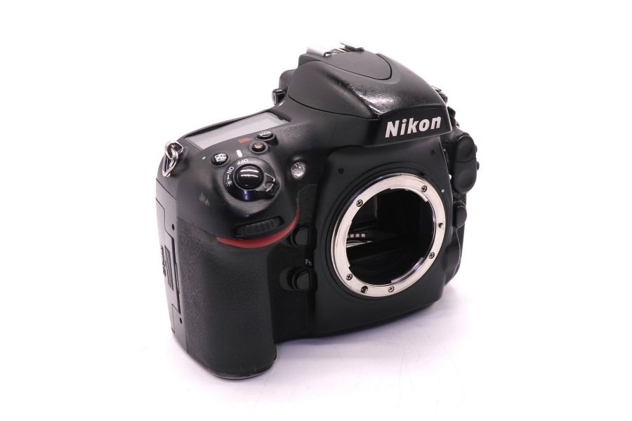 Nikon D800 body (пробег 467000 кадров)