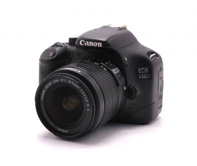 Canon EOS 550D kit (пробег 15845 кадров)