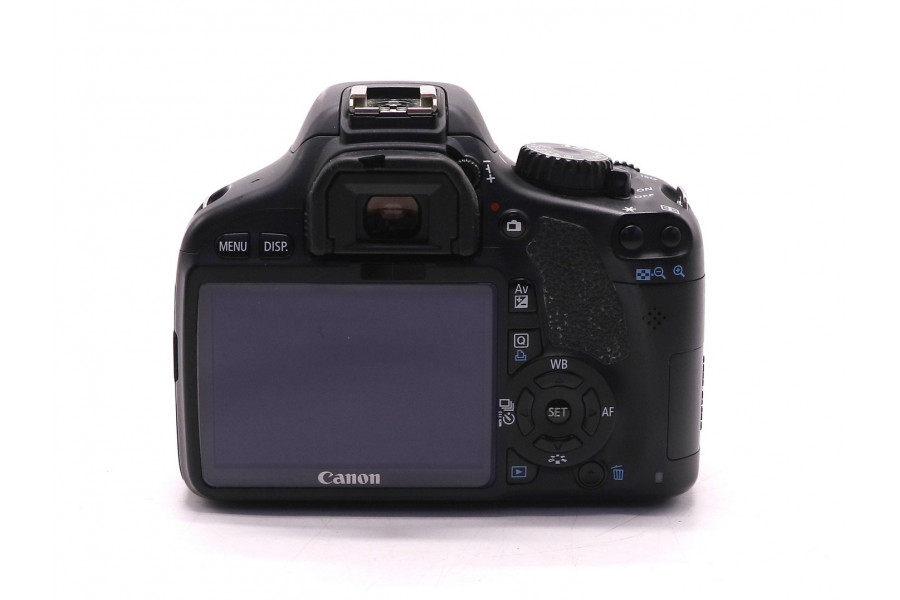 Canon EOS 550D kit (пробег 15845 кадров)