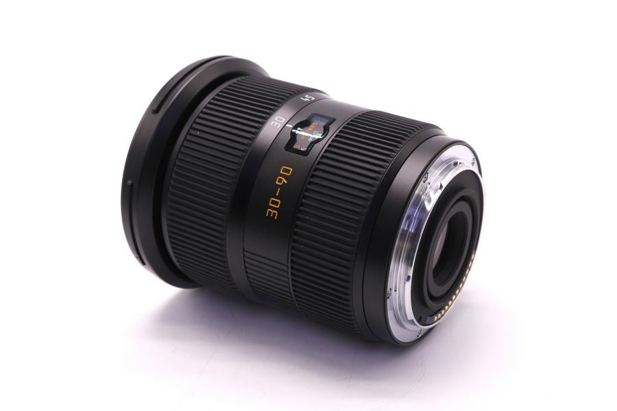 Leica Vario-Elmar 30-90mm f/3.5-5.6