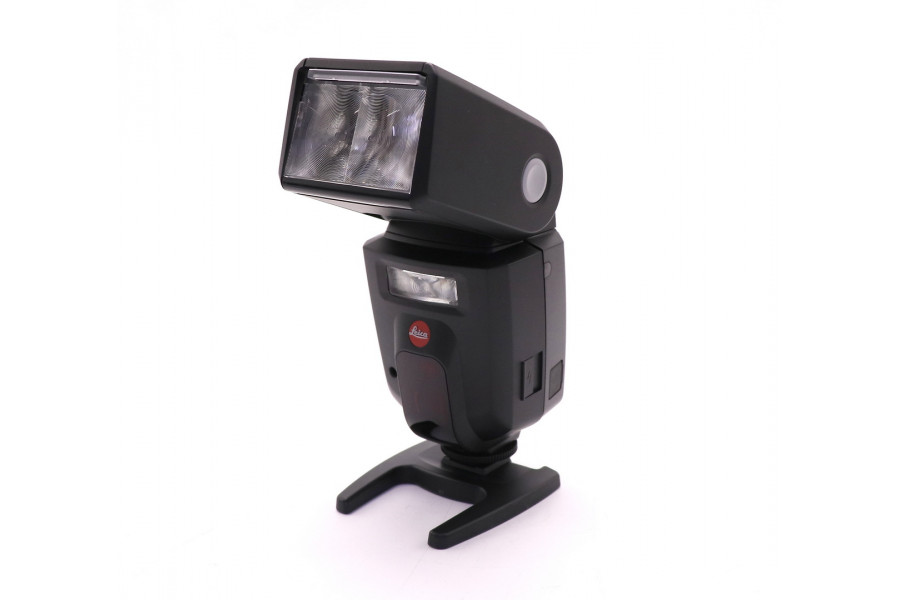 Для камер серии M, R и S фотовспышка Leica SF58