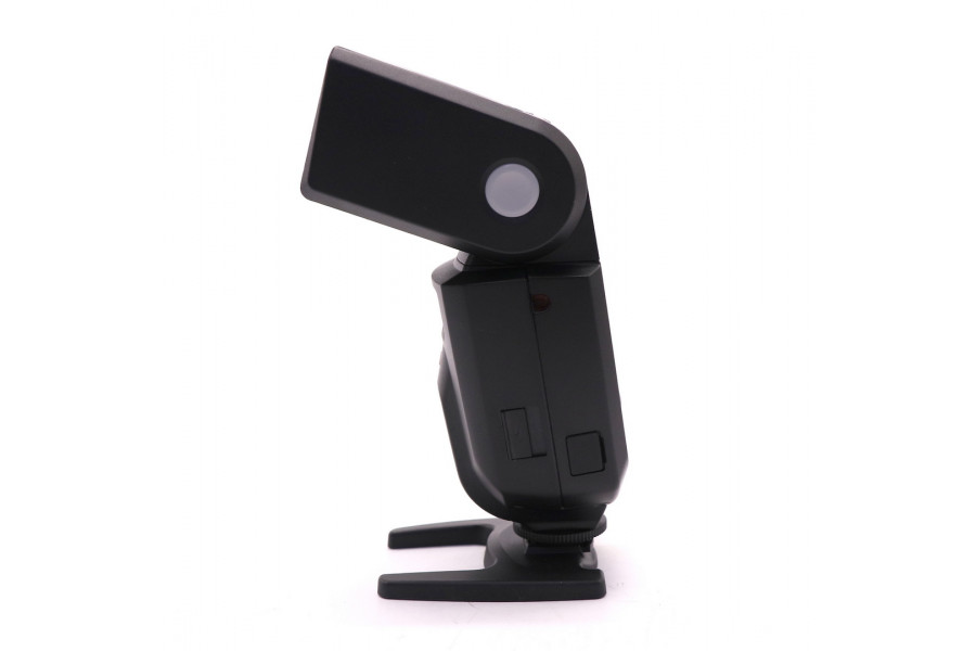 Для камер серии M, R и S фотовспышка Leica SF58