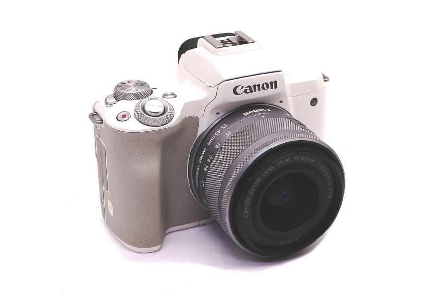Фотоаппарат Canon EOS M50 kit (пробег 14795 кадров)