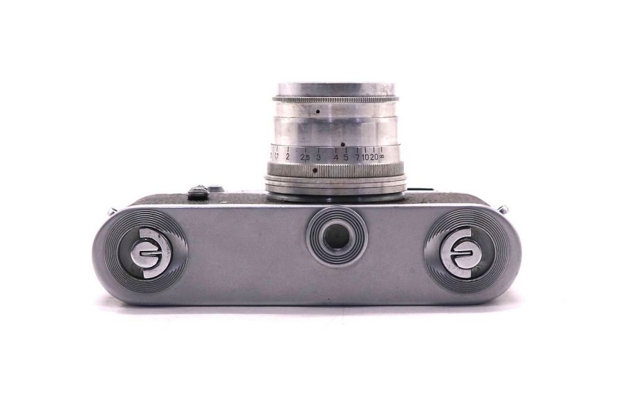 Советский дальномерный фотоаппарат Мир + Юпитер-8