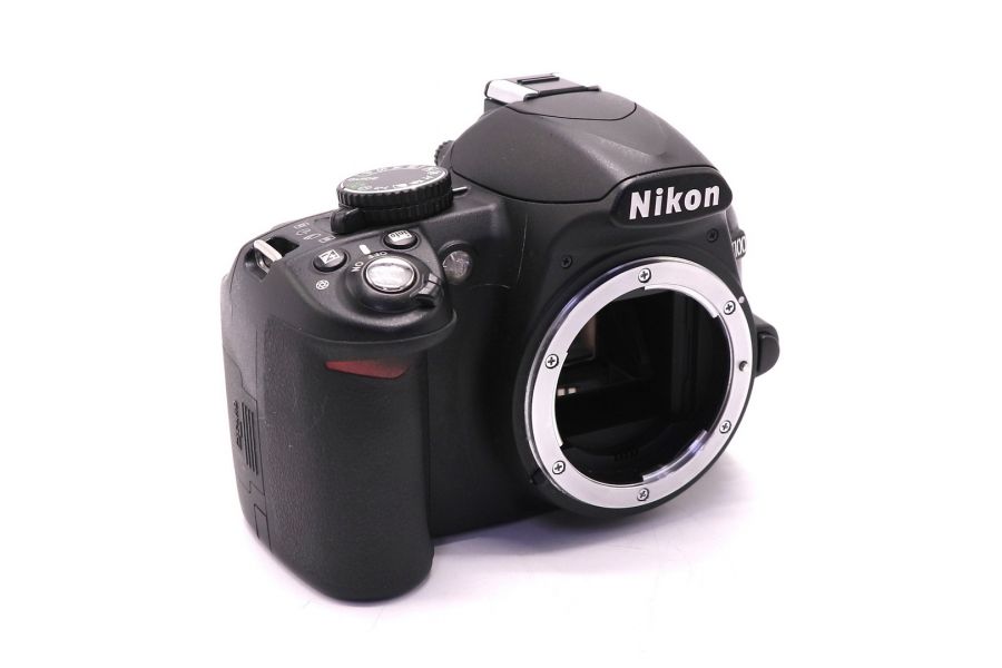 Nikon D3100 body (пробег 14370 кадров)