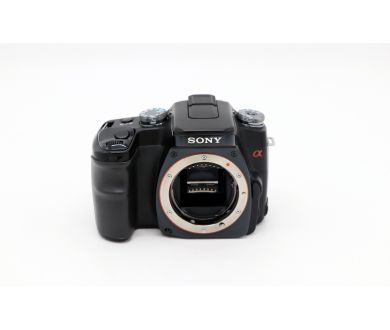 Зеркальный фотоаппарат Sony Alpha DSLR-A100 body