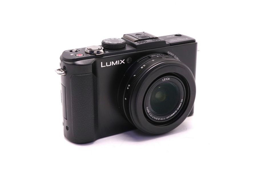 Фотокамера Panasonic Lumix DMC-LX7 в упаковке