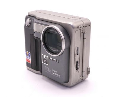 Цифровой фотоаппарат Sony Mavica MVC-FD7