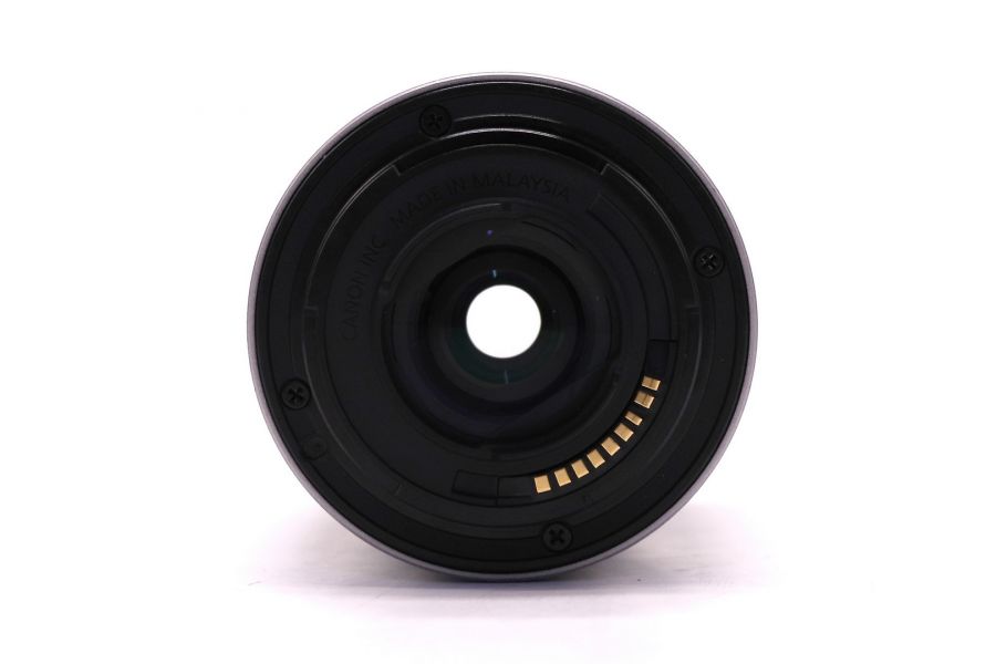 Canon EF-M 18-150mm f/3.5-6.3 IS STM серебристый