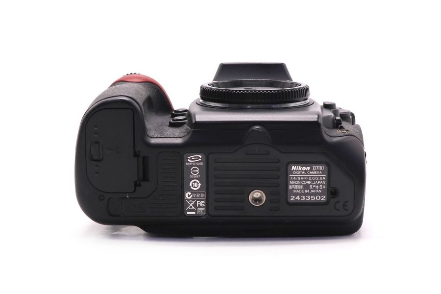 Фотоаппарат Nikon D700 body (пробег 136125 кадров)