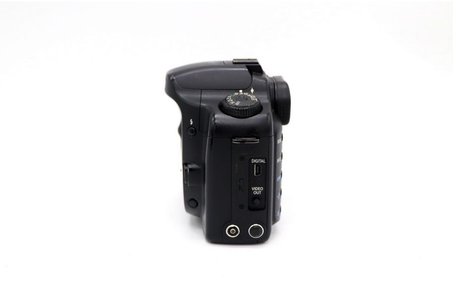 Цифровой зеркальный фотоаппарат Canon EOS 10D body