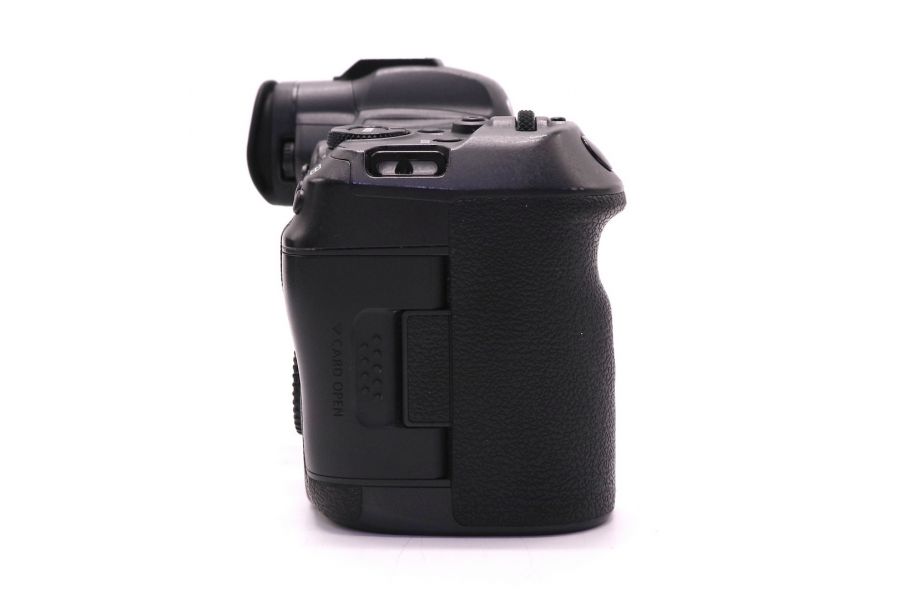 Canon EOS R5 body в упаковке (пробег 39750 кадров)