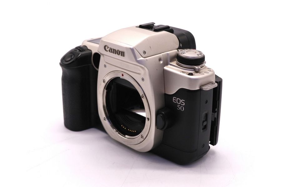 Зеркальный плёночный фотоаппарат Canon EOS 50 body