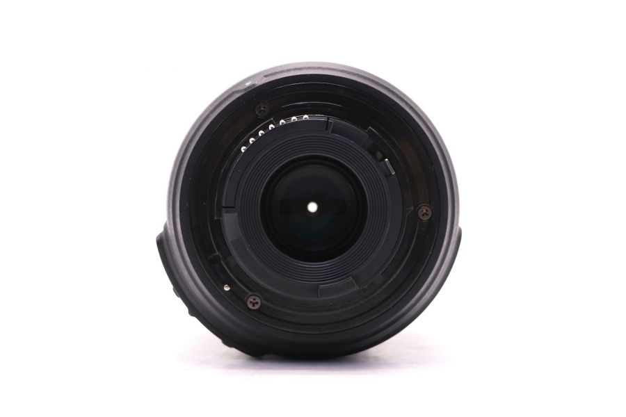 Цифровой Nikon 18-55mm f/3.5-5.6G AF-S VR DX Nikkor