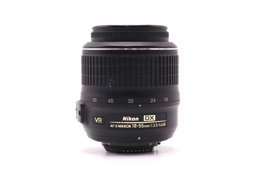 Цифровой Nikon 18-55mm f/3.5-5.6G AF-S VR DX Nikkor