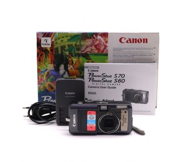 Фотоаппарат Canon PowerShot S70 в упаковке