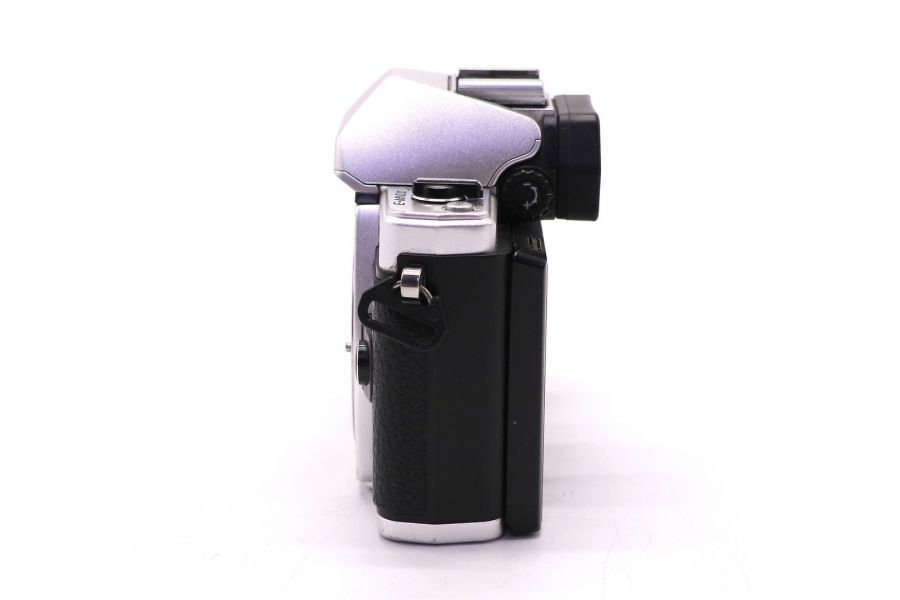 Olympus OM-D E-M10 Mark II body silver (пробег 23115 кадров)