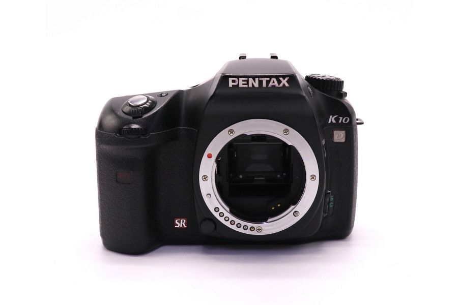 Pentax K10D body в упаковке (пробег 26000 кадров)