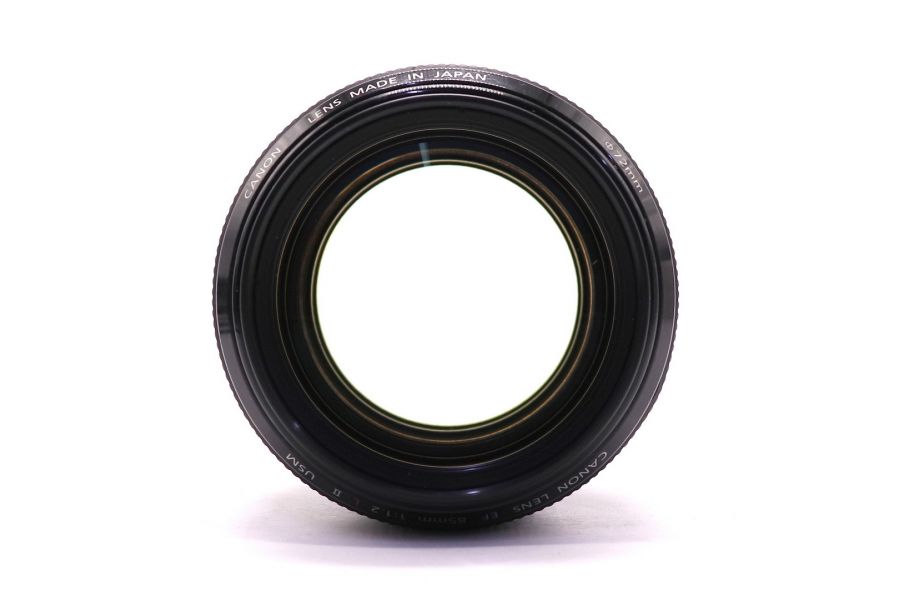 Canon EF 85mm f/1.2L II USM (Japan)