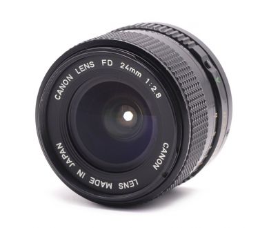 Широкоугольный объектив Canon FD 24mm f/2.8