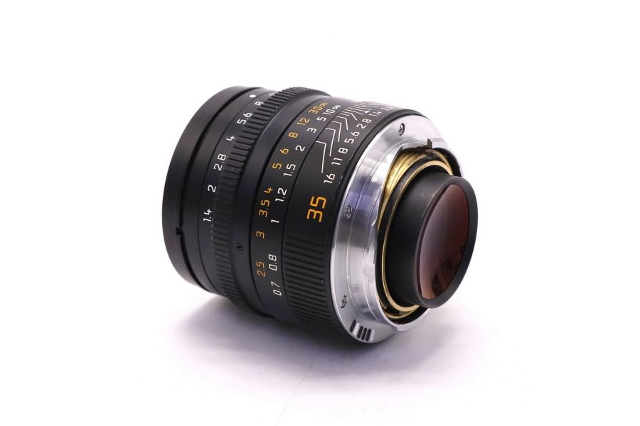 Объектив Leica Summilux-M 35mm f/1.4 Aspherical