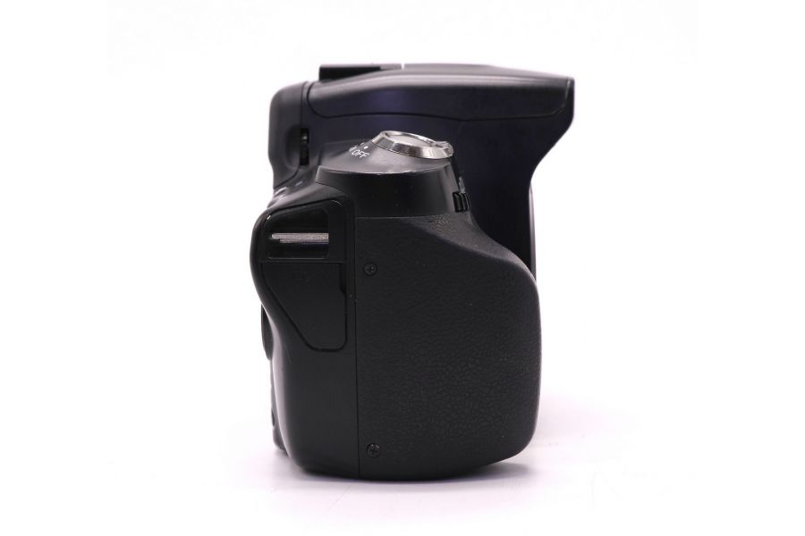 Фотоаппарат Sony A230 body (пробег 2405 кадров)