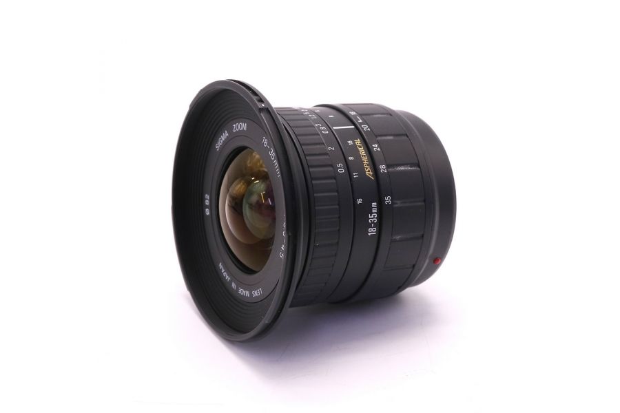 Sigma AF 18-35mm f/3.5-4.5 Aspherical Sony A