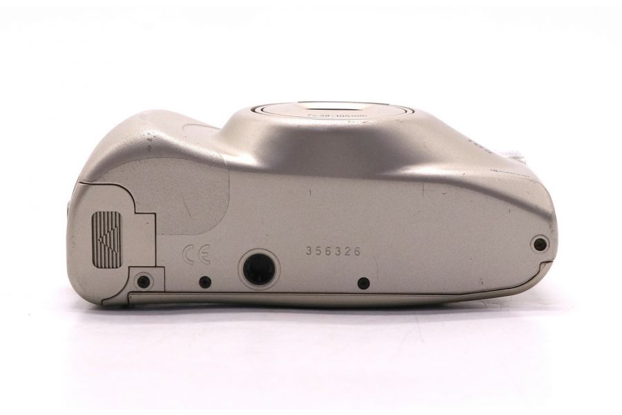 Компактный фотоаппарат Yashica Zoomate 105