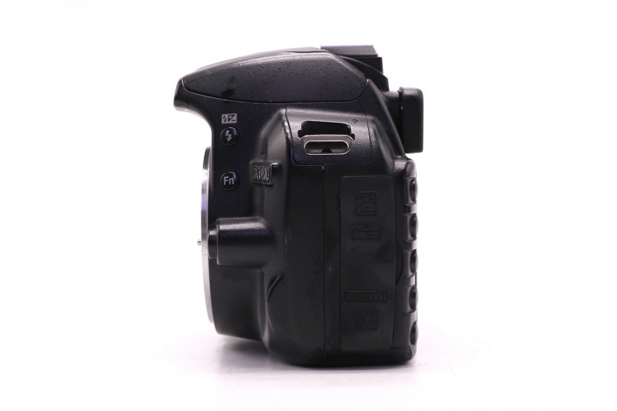Фотокамера Nikon D3100 body (пробег 57600 кадров)