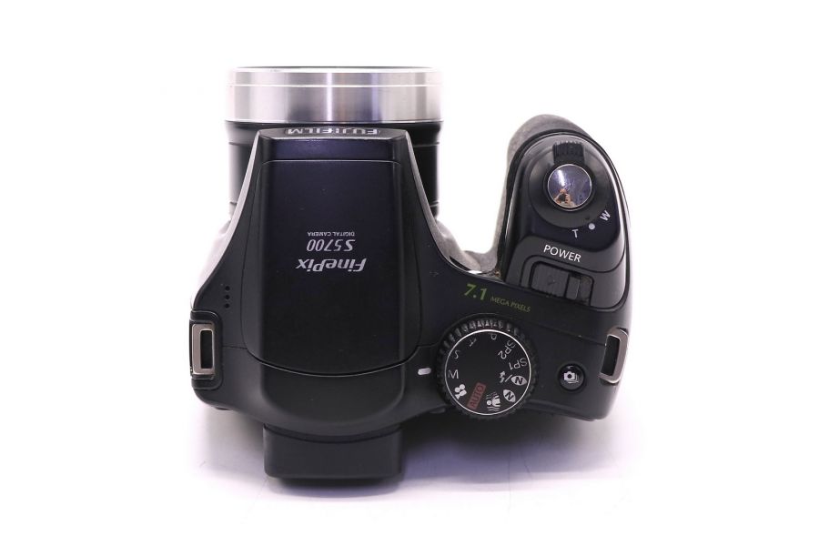 Фотоаппарат Fujifilm FinePix S5700 в упаковке