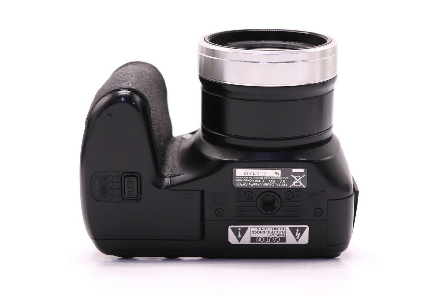 Фотоаппарат Fujifilm FinePix S5700 в упаковке
